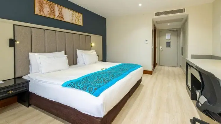 Standart Oda, Şehir Manzaralı