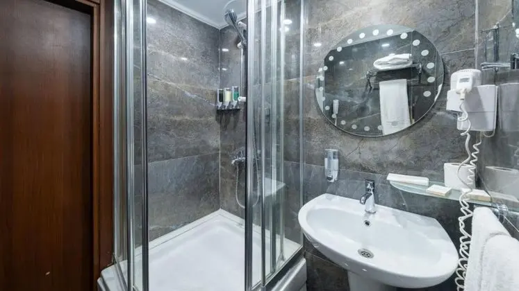Standart Oda, Şehir Manzaralı