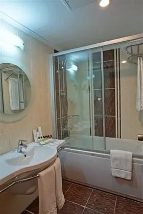 Standart Oda Üç Kişilik