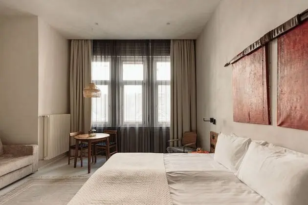 Deluxe Tek Büyük Yataklı Oda