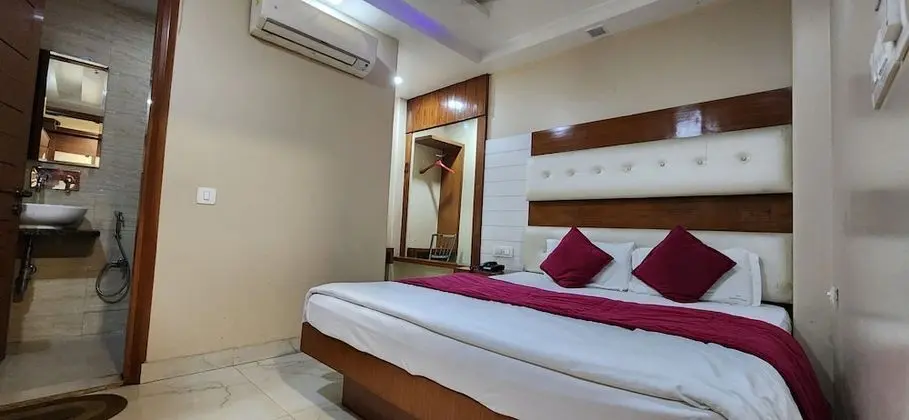 Deluxe Tek Büyük veya İki Ayrı Yataklı Oda