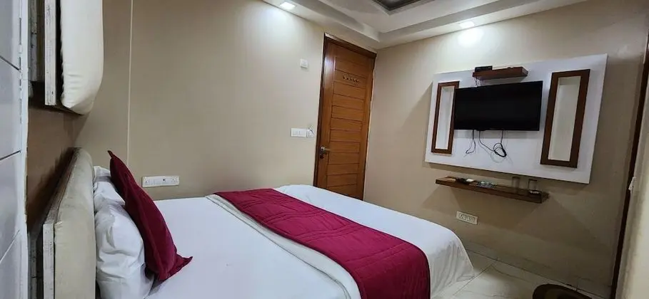 Deluxe Tek Büyük veya İki Ayrı Yataklı Oda