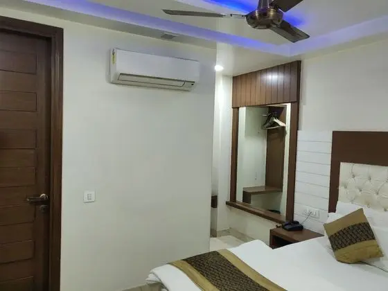 Deluxe Tek Büyük veya İki Ayrı Yataklı Oda