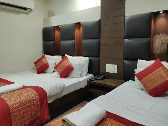 Deluxe Üç Kişilik Oda