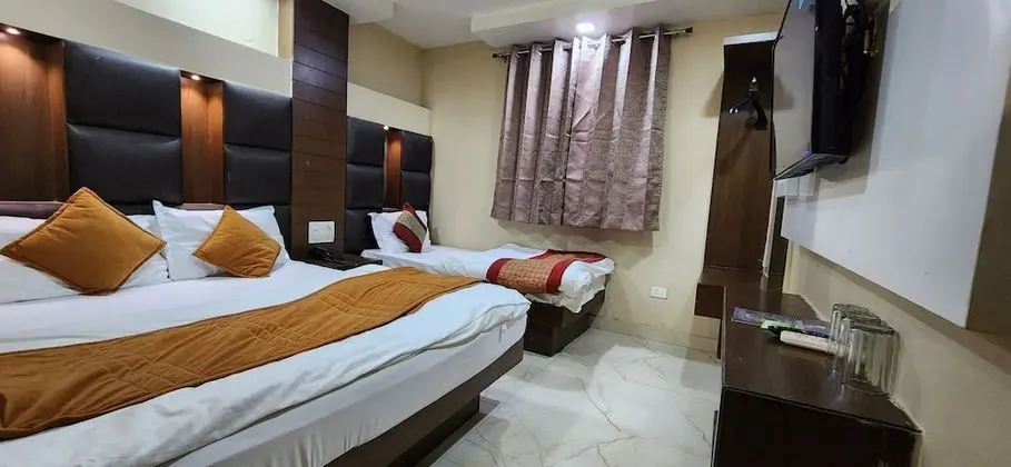 Deluxe Üç Kişilik Oda