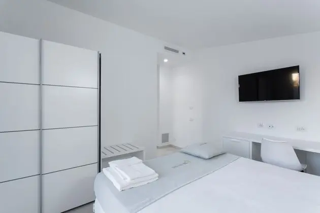 Deluxe Tek Büyük veya İki Ayrı Yataklı Oda