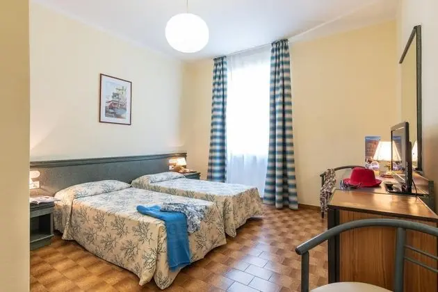 Family Oda (2 Adults + 2 Children)