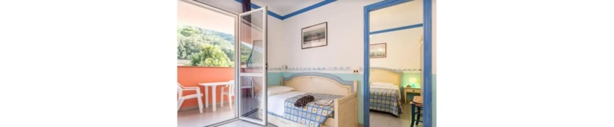 Üç Kişilik Oda (2 Adults + 1 Child)