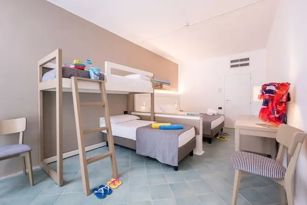 Superior Dört Kişilik Oda (2 adults + 2 children)