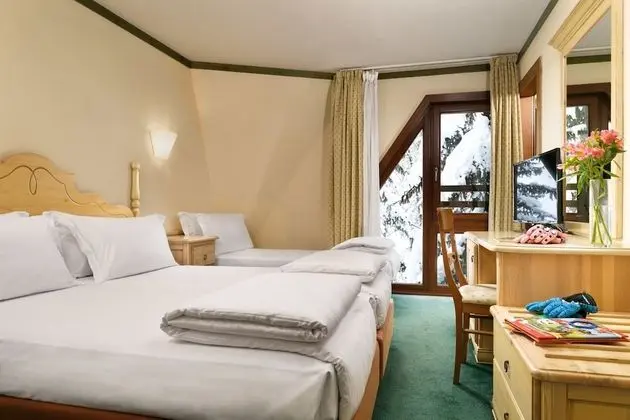 Classic Üç Kişilik Oda