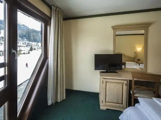 Classic Üç Kişilik Oda