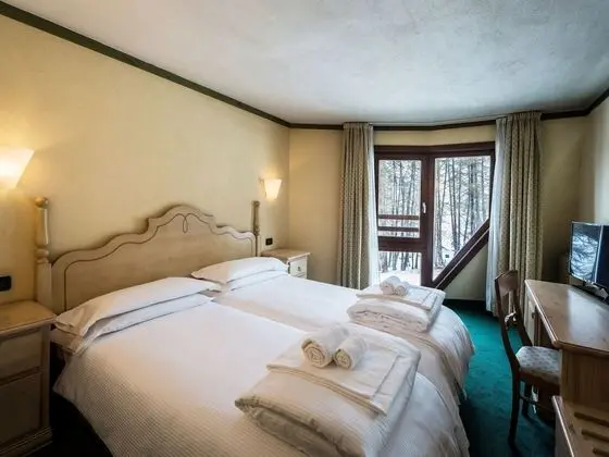 Classic Üç Kişilik Oda