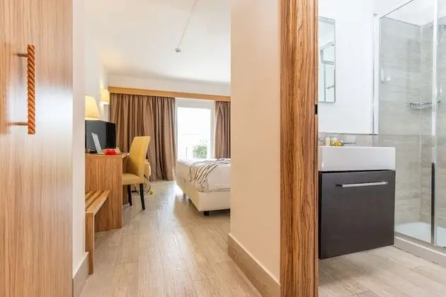 Dört Kişilik Oda (2adults +2children)