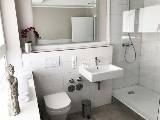 Classic Tek Büyük Yataklı Oda