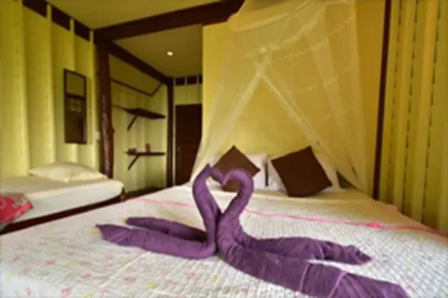 Deluxe Bungalow with Fan