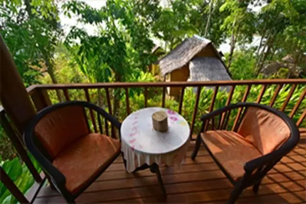 Deluxe Bungalow with Fan