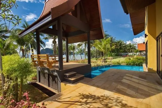 Deluxe Three-Bedroom Villa with Private Pool