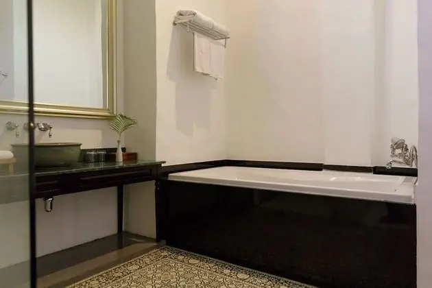 Deluxe Tek Büyük veya İki Ayrı Yataklı Oda, 1 Yatak Odası, Havuz Kullanımı, Havuz Manzaralı