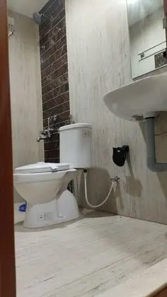 Economy Tek Büyük Yataklı Oda