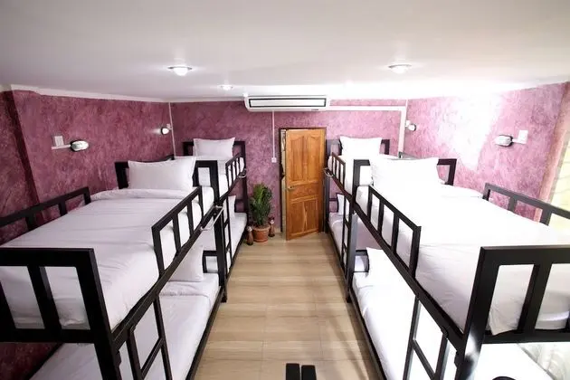 Mixed Dormitory Room 1
