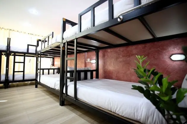Mixed Dormitory Room 2