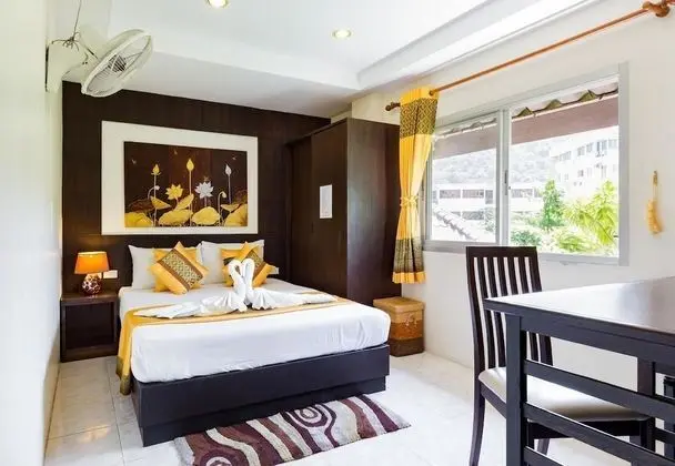 Comfort Tek Büyük Yataklı Oda, 1 Büyük (Queen) Boy Yatak, Sigara İçilmez, Banyolu/Duşlu