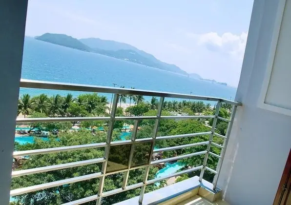Superior Oda, Balkon, Deniz Manzaralı