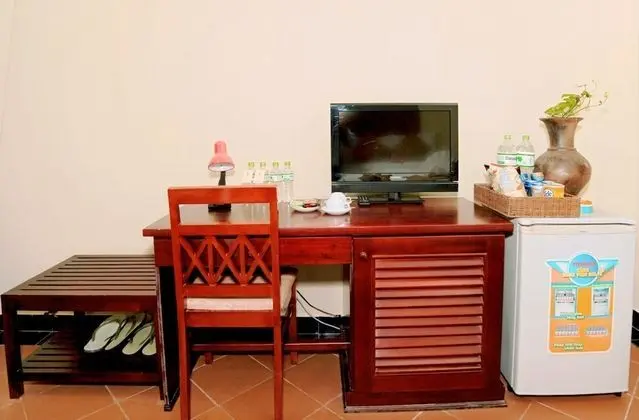 Bungalov, Havuz Manzaralı