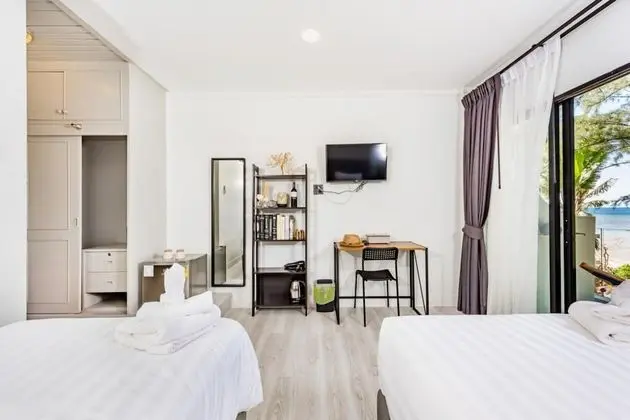 Twin/Double Studio Beach Front