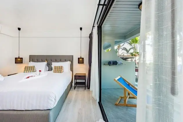 Twin/Double Studio Beach Front