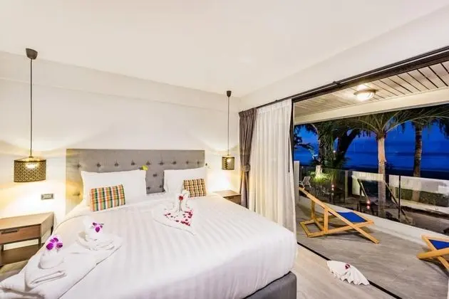 Twin/Double Studio Beach Front