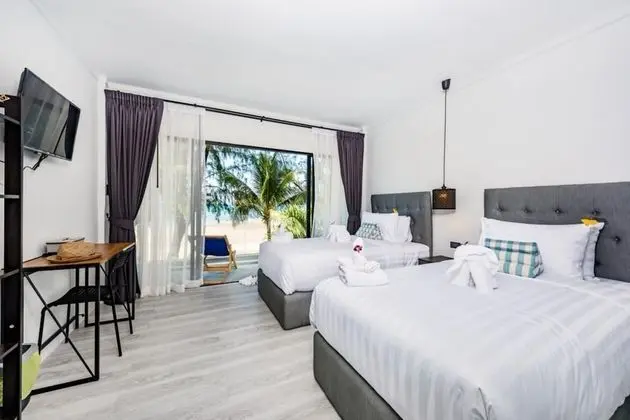 Twin/Double Studio Beach Front