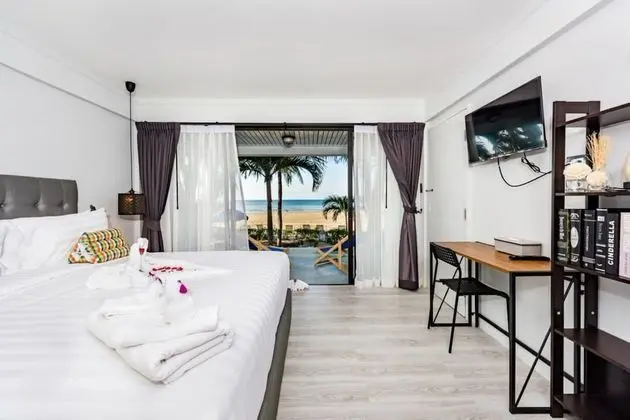 Twin/Double Studio Beach Front