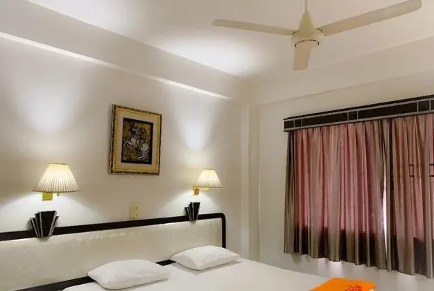Standard Room, Fan