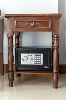 Deluxe King Room with Balcony