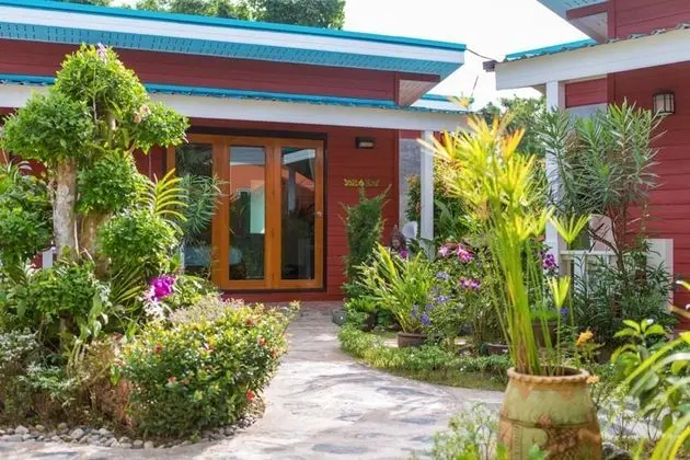 Jungle Bungalow
