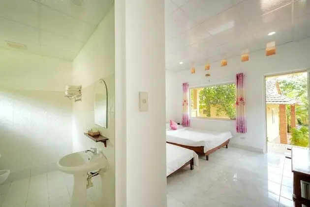 Family Room, Garden View (with AC)