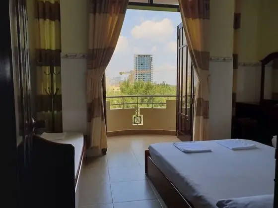 Üç Kişilik Oda