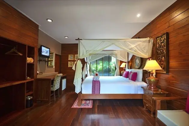 Superior Bungalow Double