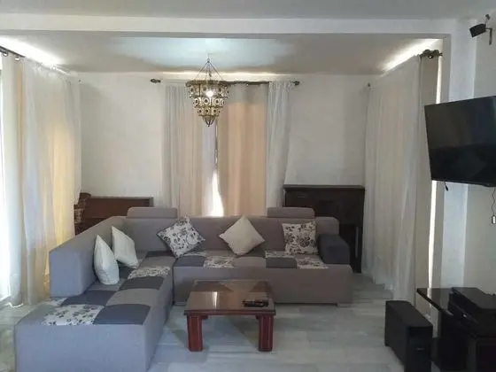 Grand Villa, Birden Çok Yatak, Sigara İçilmez