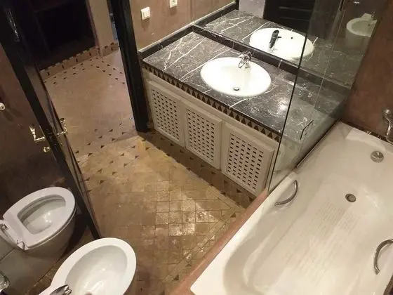 Grand Villa, Birden Çok Yatak, Sigara İçilmez