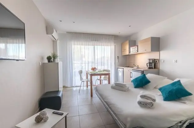 Stüdyo, Şehir Manzaralı