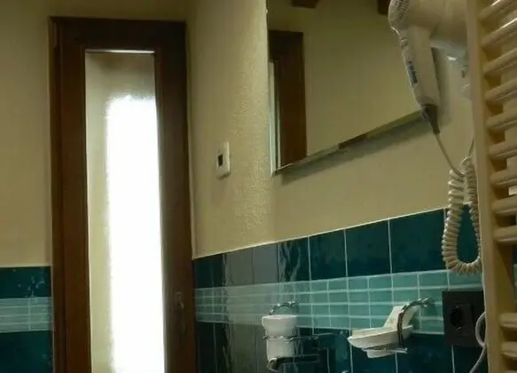 Tek Büyük veya İki Ayrı Yataklı Oda, Sigara İçilmez