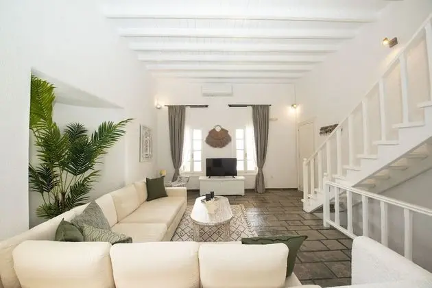 Luxury Villa, 4 Yatak Odası, Kişiye Özel Havuzlu, Deniz Manzaralı (Kalafati)