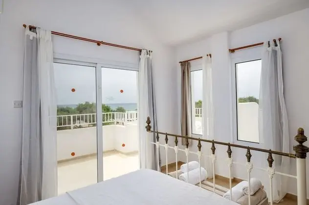 Villa, 3 Yatak Odası, Denize Sıfır