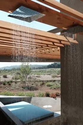 Tek Büyük Yataklı Oda, Avlu Manzaralı