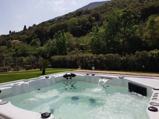 Villa, 4 Yatak Odası, Sıcak Su Havuzu