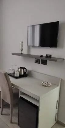 Deluxe Tek Büyük veya İki Ayrı Yataklı Oda (101)