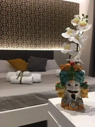 Deluxe Tek Büyük veya İki Ayrı Yataklı Oda (101)