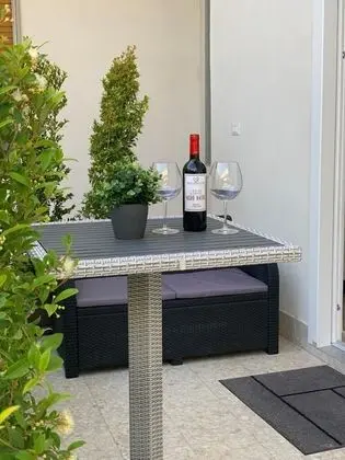 Deluxe Tek Büyük veya İki Ayrı Yataklı Oda (101)